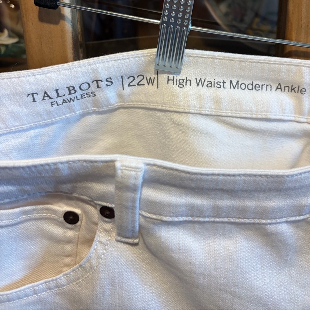 Talbots Flawless High Waist Modern Ankle White Pants Size 22W - Picture 2 of 7